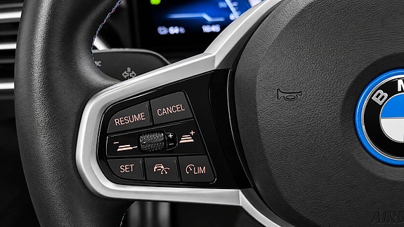BMW i4 21 of 30