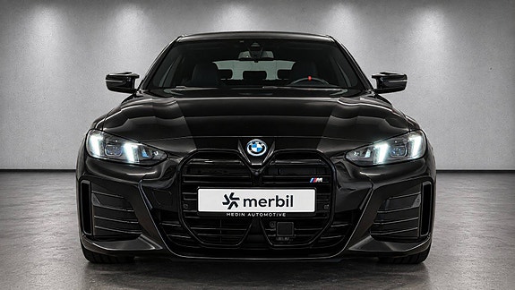 BMW i4 2 of 30