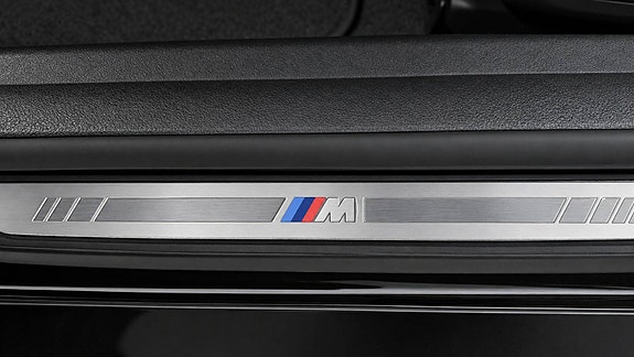 BMW i4 15 of 30