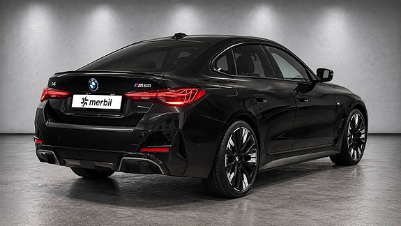 BMW i4 4 of 30