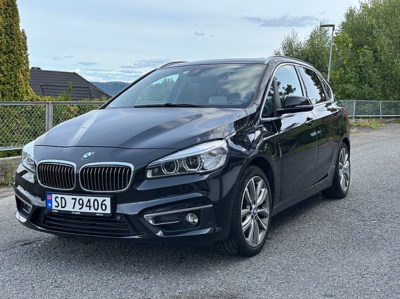 BMW 225xe 4 of 12