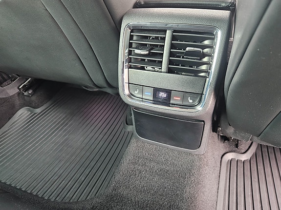 Skoda Octavia 8 of 17