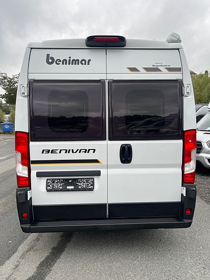 Benimar BE 167, ENKLE SENGER, 160 hk.  Automat 9 tr.  Solpanel 8 of 30