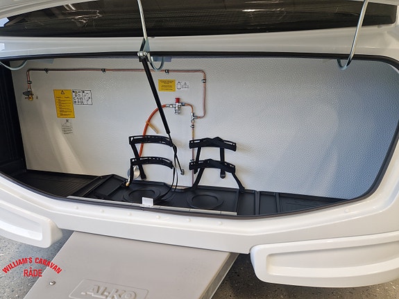KABE Ametist 560 GLE | Dobbeltseng | Rundsitter | Alde | Helårsvogn 5 of 30