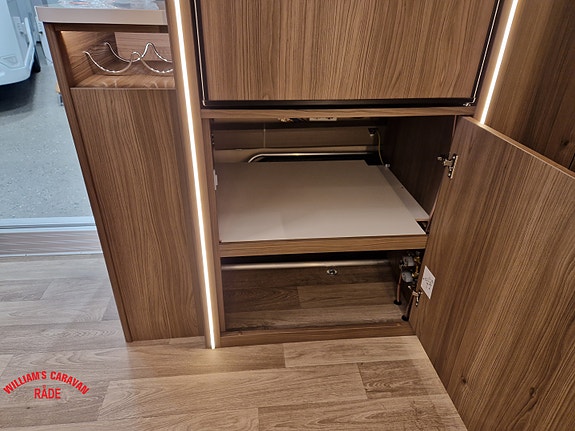 KABE Ametist 560 GLE | Dobbeltseng | Rundsitter | Alde | Helårsvogn 25 of 30