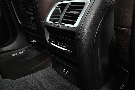 BMW iX3 27 of 30
