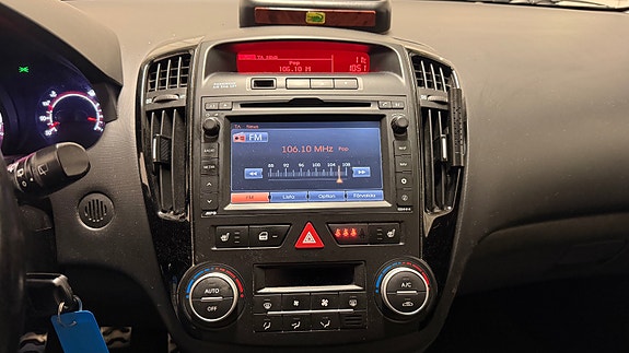 Kia Ceed 16 of 20