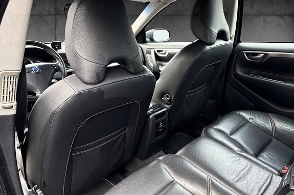 Volvo S60 14 of 17