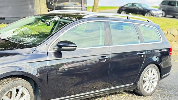 Volkswagen Passat 8 of 26