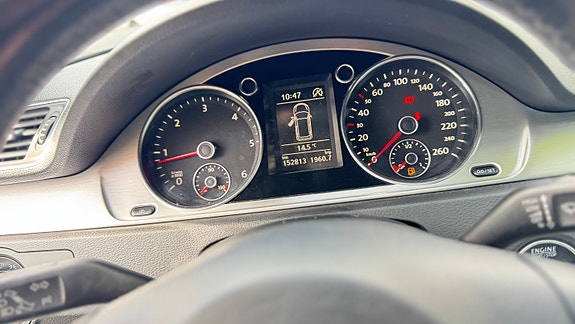 Volkswagen Passat 14 of 26