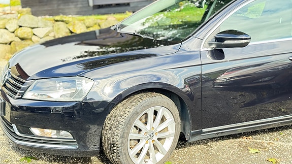 Volkswagen Passat 7 of 26