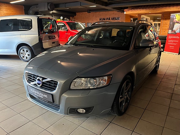 Volvo V50 5 of 27