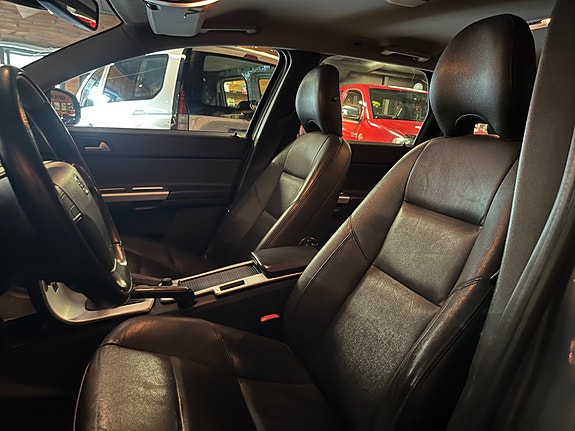 Volvo V50 19 of 27