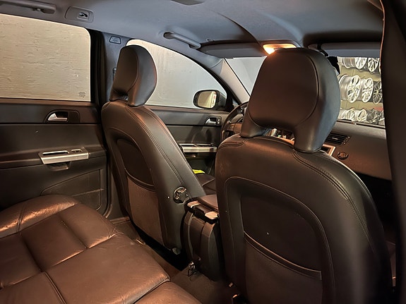 Volvo V50 24 of 27