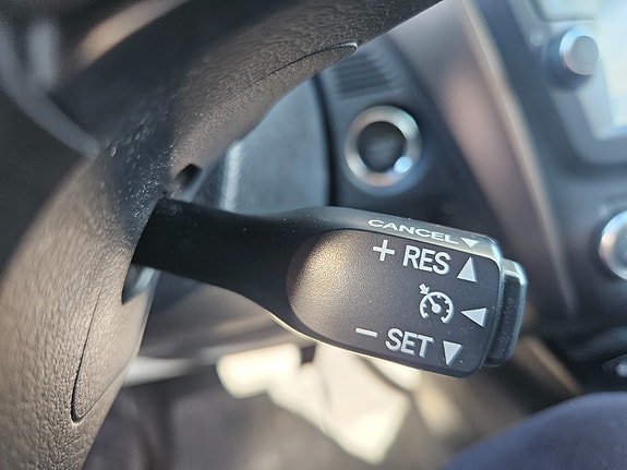 Toyota Avensis 11 of 14