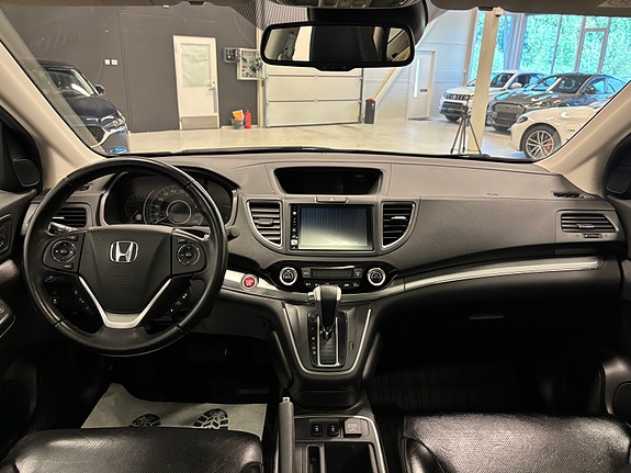 Honda CR-V 15 of 29