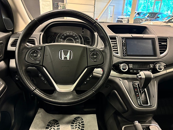 Honda CR-V 16 of 29