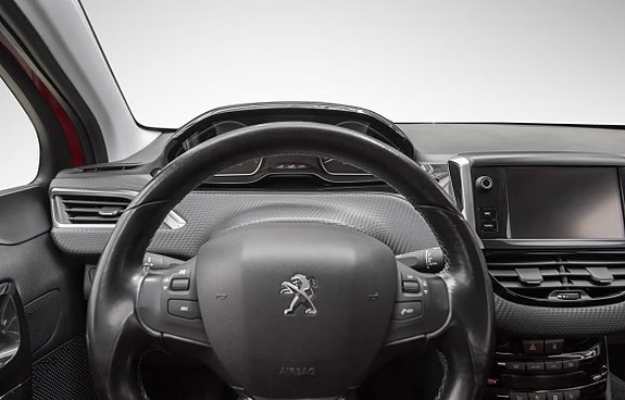 Peugeot 208 11 of 19