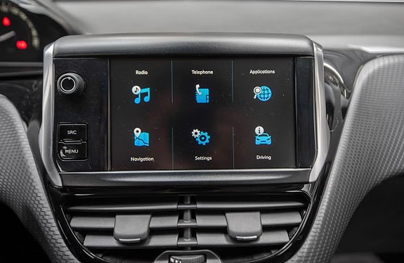 Peugeot 208 13 of 19