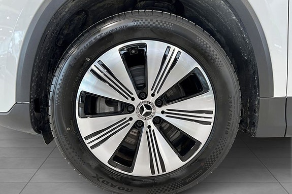 Mercedes-Benz EQA250 9 of 21