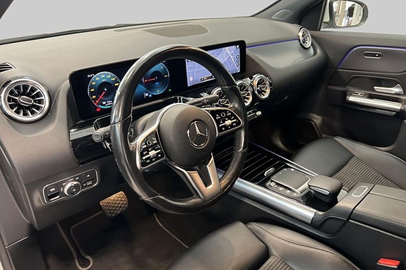 Mercedes-Benz EQA250 12 of 21