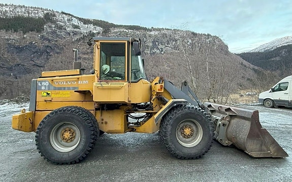 Volvo L50B 3 of 10