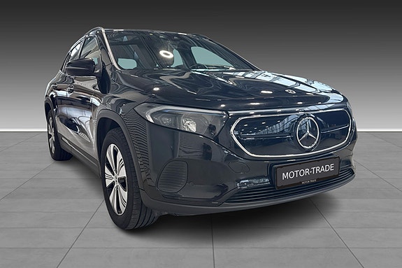 Mercedes-Benz EQA300 3 of 19