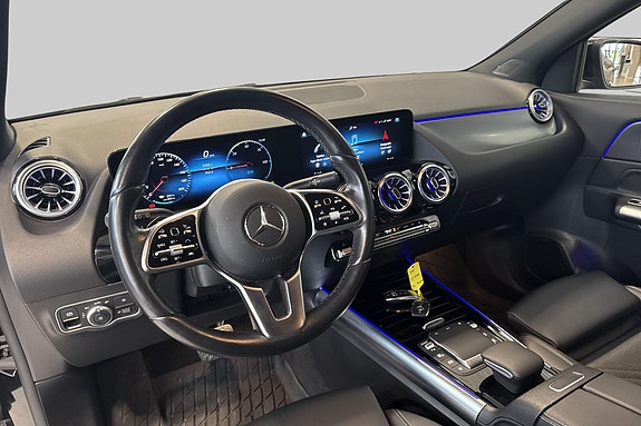 Mercedes-Benz EQA300 13 of 19