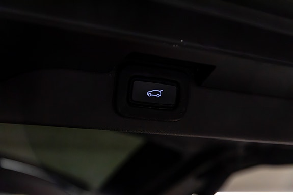 Land Rover Discovery 5 17 of 30