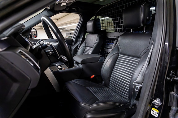 Land Rover Discovery 5 3 of 30