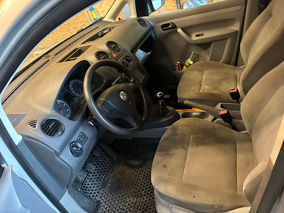 Volkswagen Caddy Maxi 7 of 11