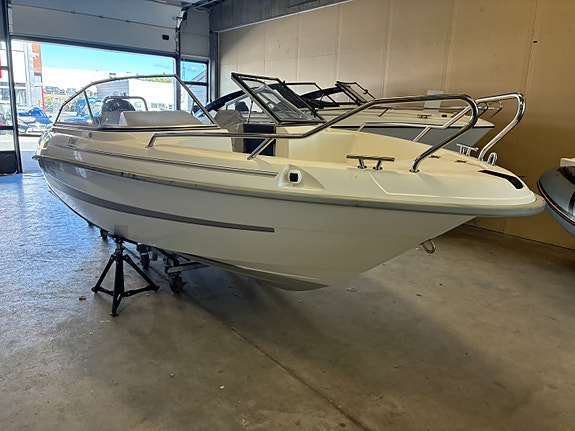 Yamarin 56BR med 115 Yamaha 3 of 15