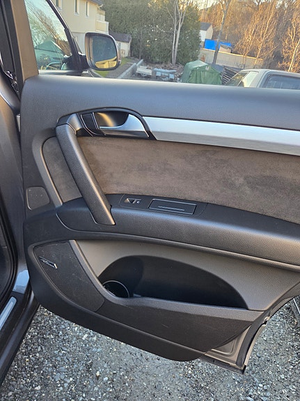 Audi Q7 11 of 17