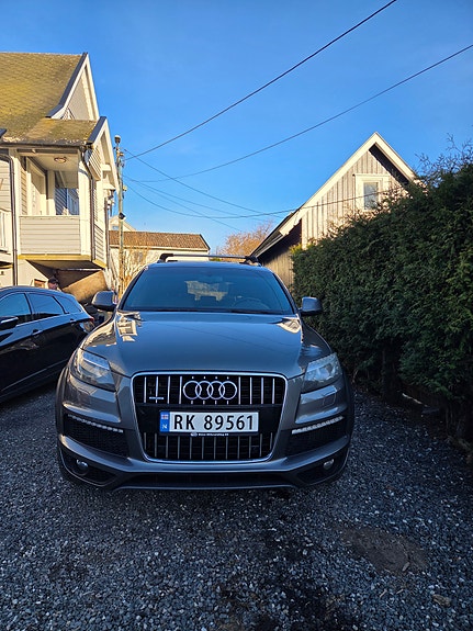 Audi Q7 3 of 17