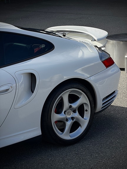 Porsche 911 6 of 26