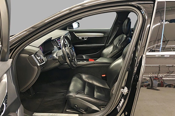Volvo V90 9 of 30