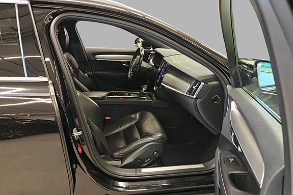 Volvo V90 13 of 30