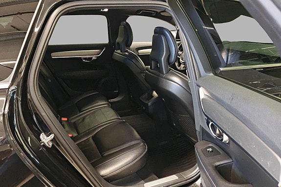Volvo V90 17 of 30