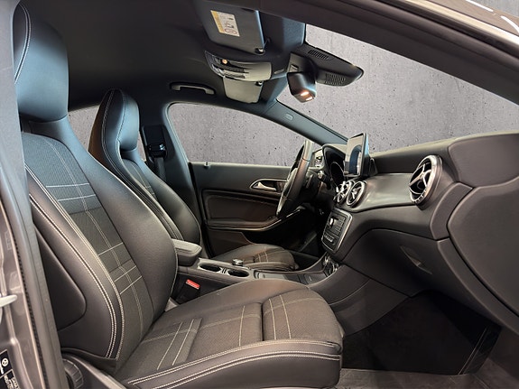 Mercedes-Benz CLA180 8 of 19