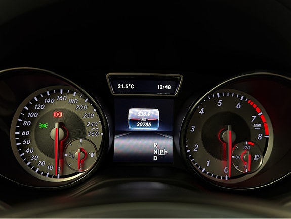 Mercedes-Benz CLA180 12 of 19