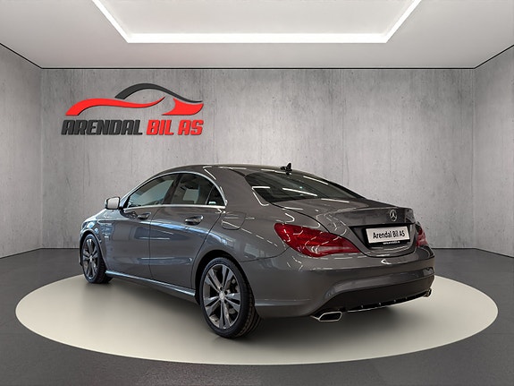 Mercedes-Benz CLA180 7 of 19