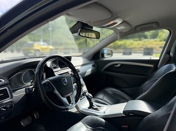 Volvo V70 10 of 18