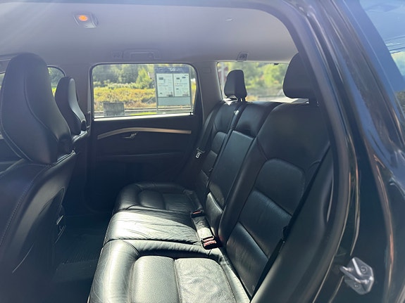 Volvo V70 15 of 18