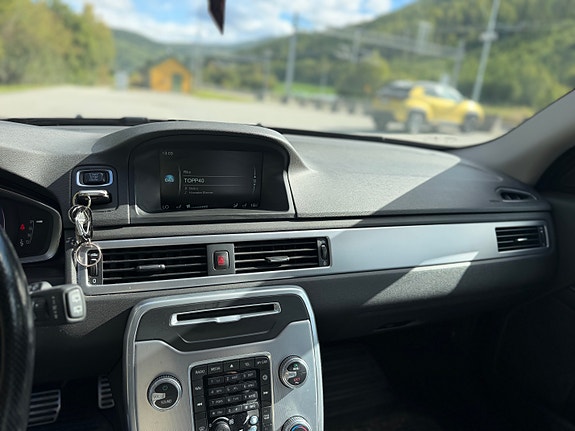 Volvo V70 13 of 18