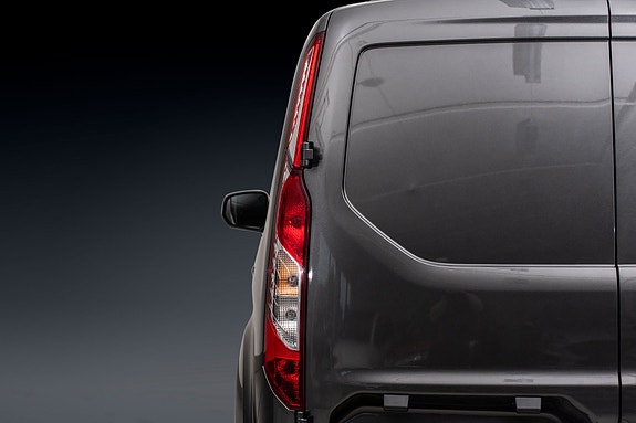 Ford Transit Connect 10 of 24