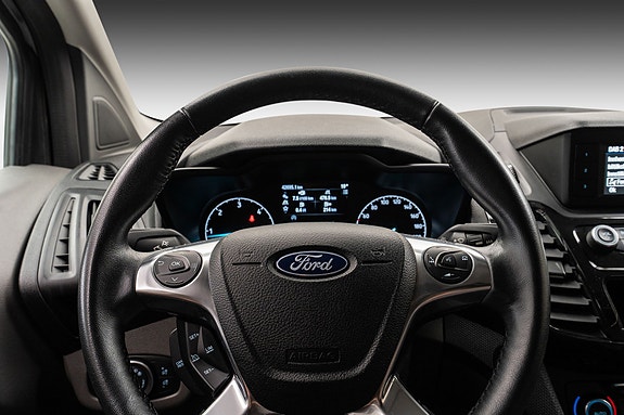 Ford Transit Connect 11 of 24