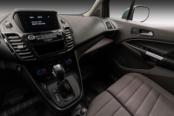 Ford Transit Connect 14 of 24