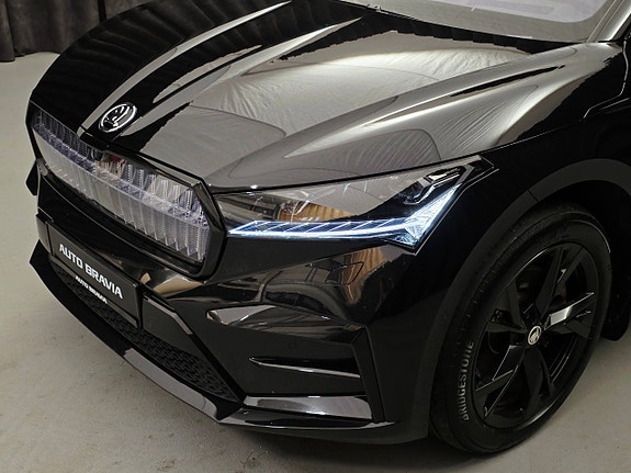 Skoda Enyaq RS 12 of 30