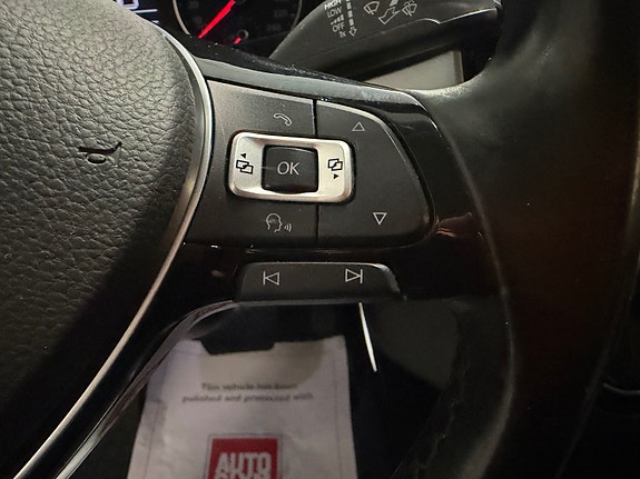 Volkswagen Caravelle 11 of 18
