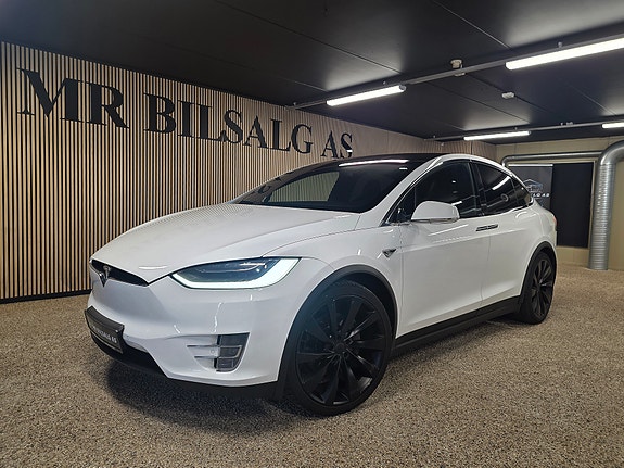 Tesla Model X 3 of 30